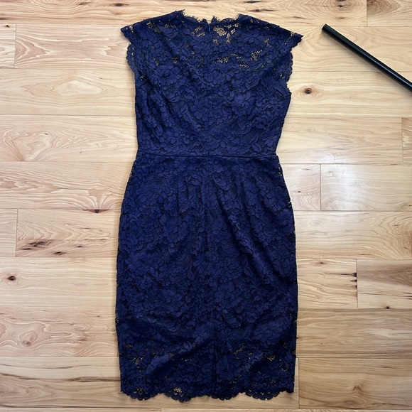 Miusol Deep Purple Retro Lace Dress | Large - Picture 6 of 9